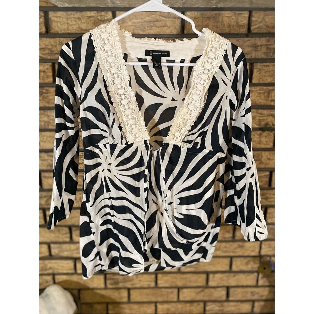 INC‎ International Concepts Women’s Blouse